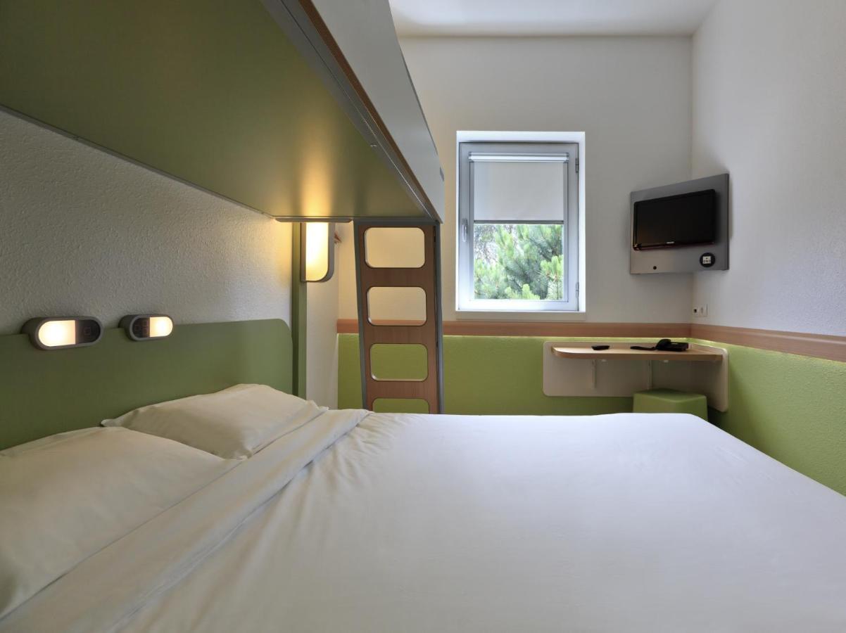Hotel Ibis Budget Porto Gaia Вила-Нова-ди-Гая Номер фото